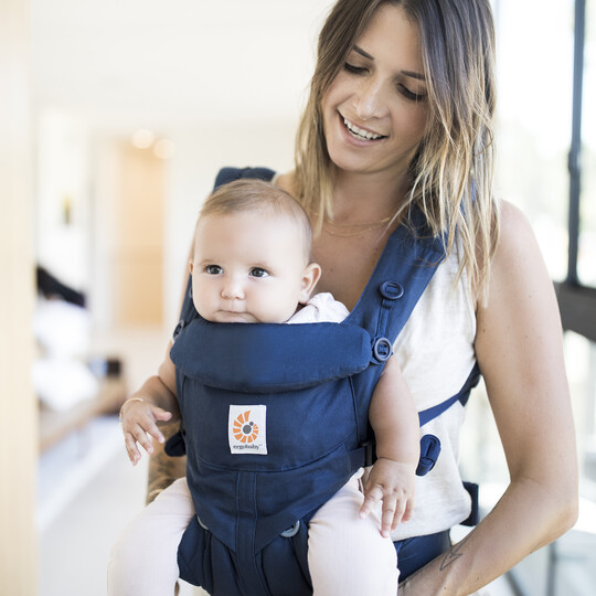 ErgoBaby Omni 360 All-in-One Ergonomic Baby Carrier - Midnight Blue image number 2